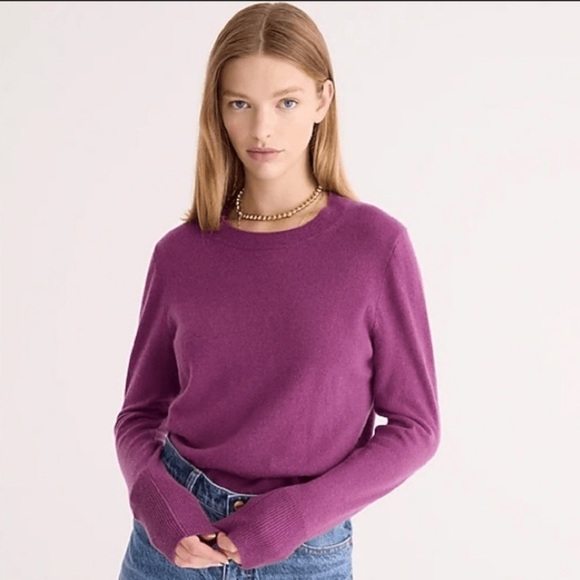 J. Crew Sweaters - NEW J.Crew Cashmere classic-fit crewneck sweater Size M Plum Purple